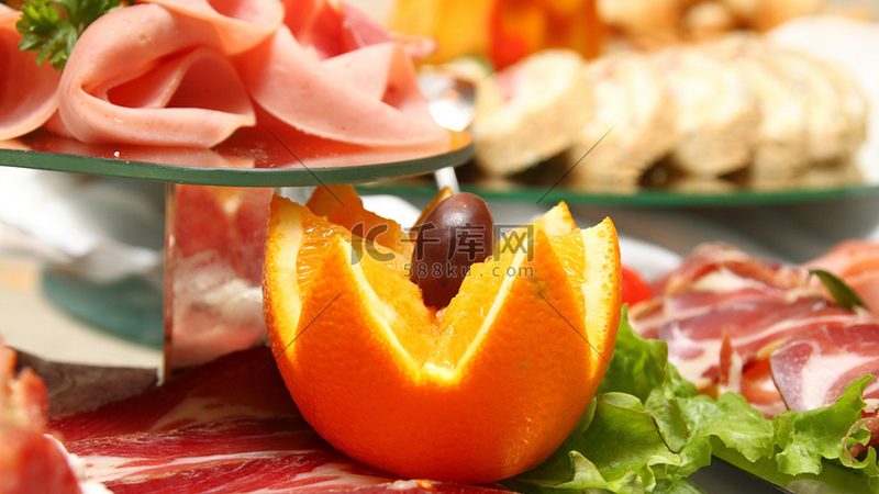 小标题：一、散装零食的批发市场现状