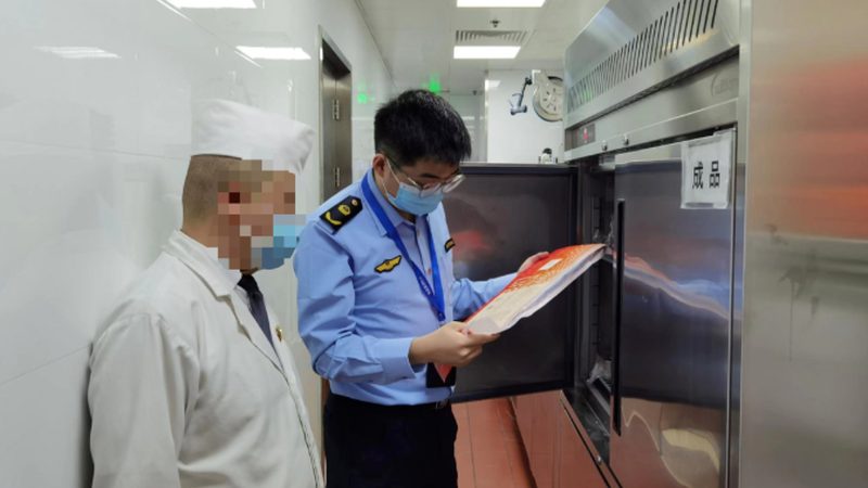 小零食批发，如何规避食品安全风险？**