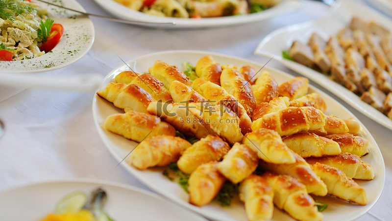 揭秘非油炸膨化食品：健康选择背后的秘密
